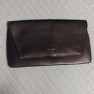 Matt & Nat vegan clutch